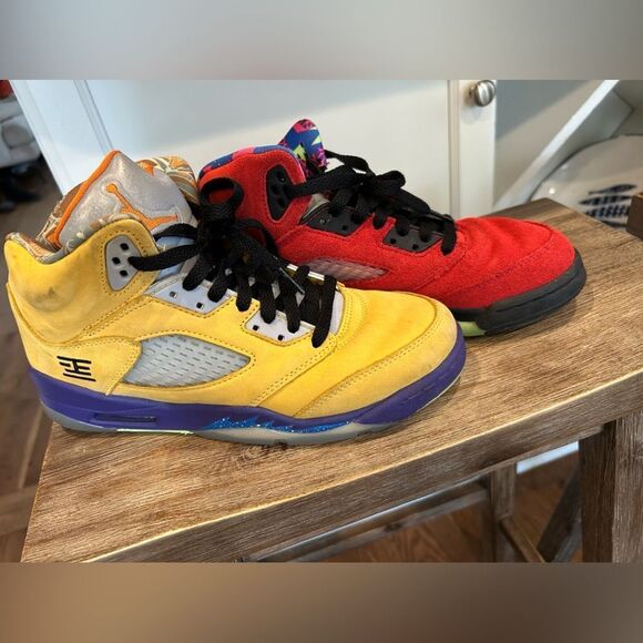 - Boy’s Jordan 5 Retro “What The..” Size 7Y no insoles